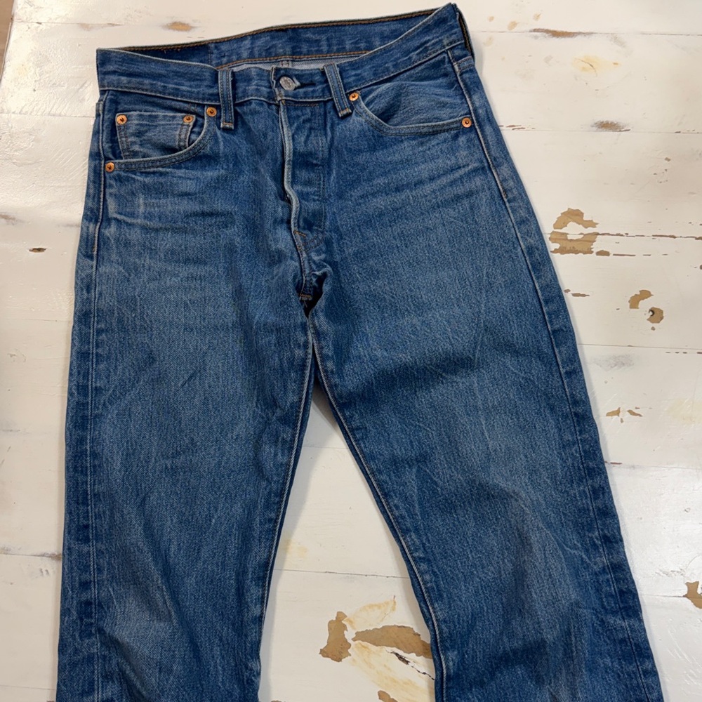 Levi's Button Fly Jeans - Picture 5 of 11